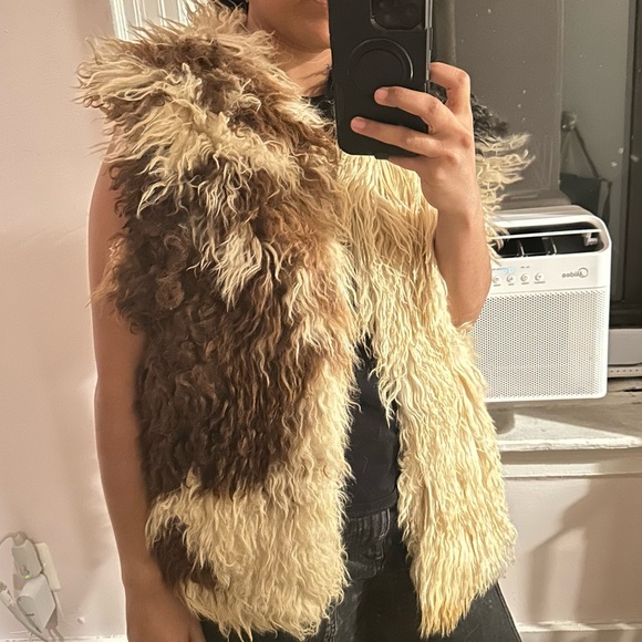 Vintage reversible fur suede embroidered vest shearling Mongolian lamb leather - Picture 12 of 13